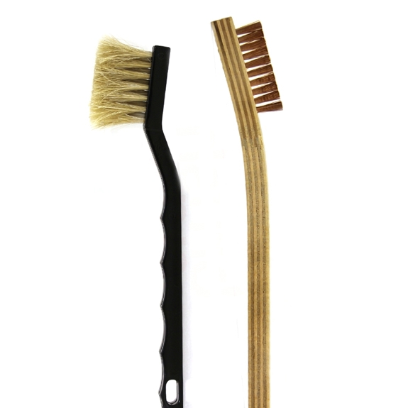 Iron Handle Scrub Brush – 0.022 Nylon 6.12 Bristle with Plastic Handle  906505 - Gordon Brush