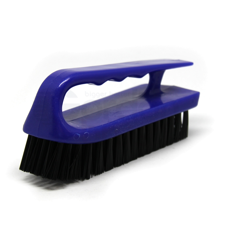 Iron Handle Scrub Brush – 0.022 Nylon 6.12 Bristle with Plastic Handle